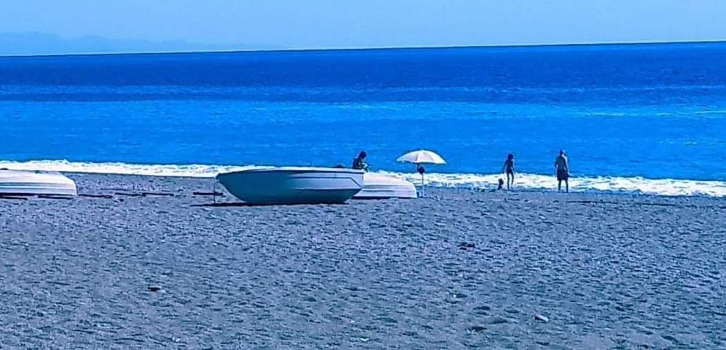 Villa Piedimonte Mare Etna Fiumefreddo di Sicilia Exterior foto